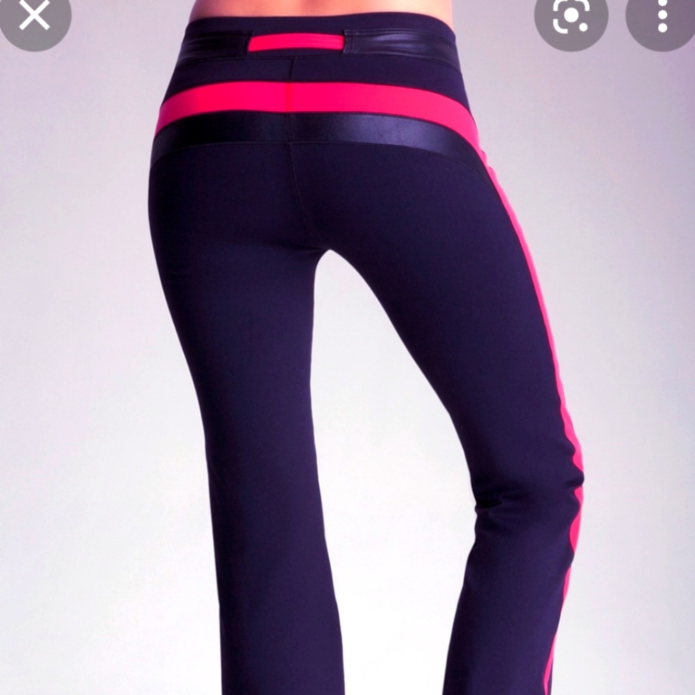 Bebe Sport Activewear Set! Racerback top with Belted Pants - Picture 2 of 6